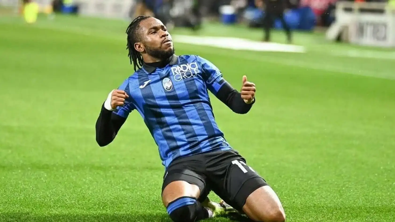 Galatasaray Lookman transferini bitirdi