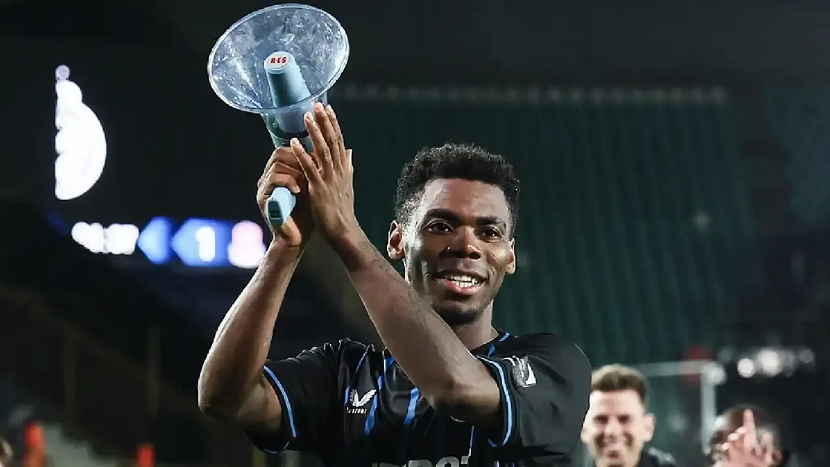 Galatasaray'ın ilk transferi ortaya çıktı! Maaş ve bonservis belli oldu