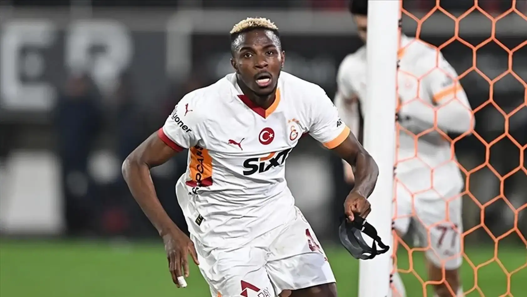 Galatasaray'da Osimhen transferine inceleme