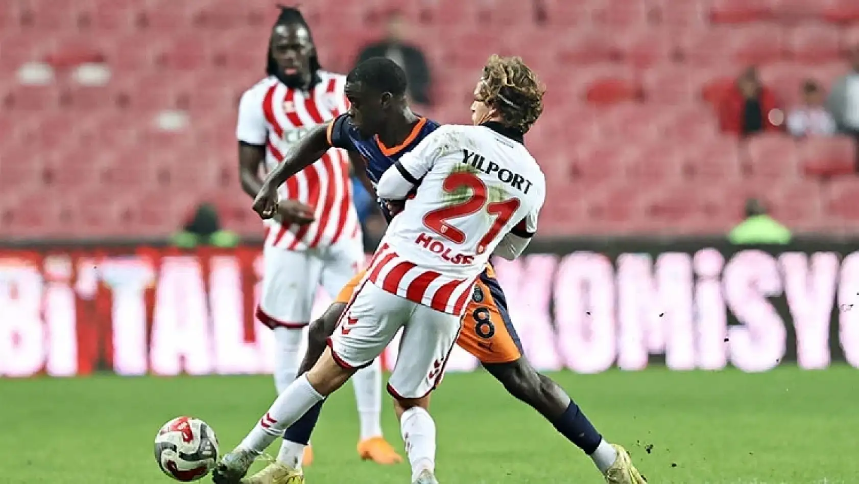 Samsun'da maç sonu ortalık karıştı