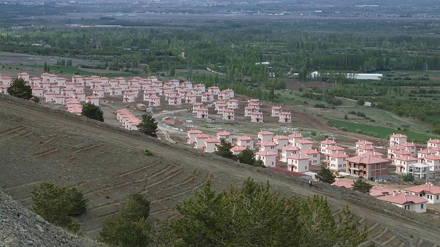 TOKİ 51 ilde 607 arsa satışı yapacak