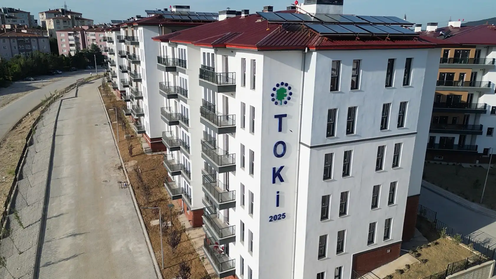 Bakan canlı açıkladı! 18 yaşını doldurana konut kampanyası geliyor