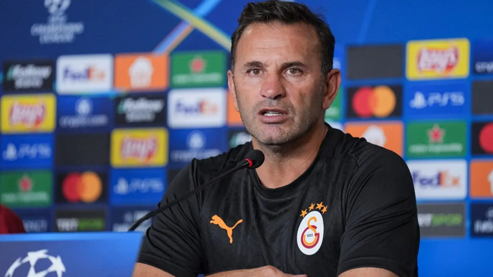 Okan Buruk Galatasaray'da ilk ayrılığı açıkladı