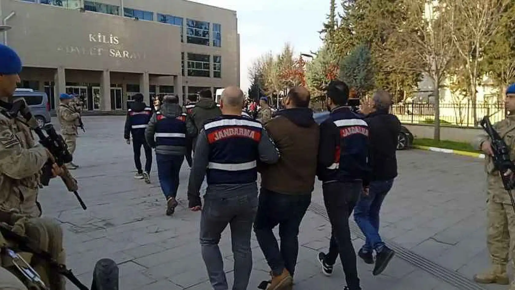 Kilis merkezli 3 ilde DEAŞ operasyonu: 4 gözaltı