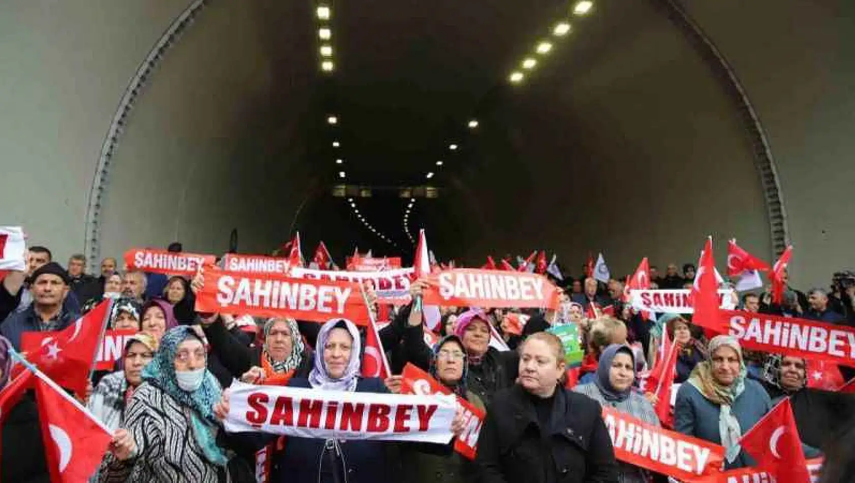 Şahinbey Belediyesi 100. Yıl Tünelleri trafiğe açıldı