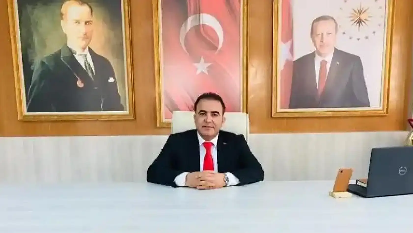 Halil Fırat yeniden Samsat Belediye Başkanı oldu