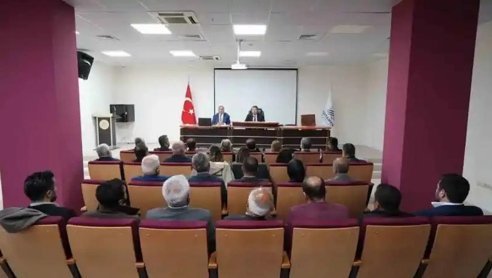 Adıyaman Belediyesi ilk meclis toplantısını yaptı