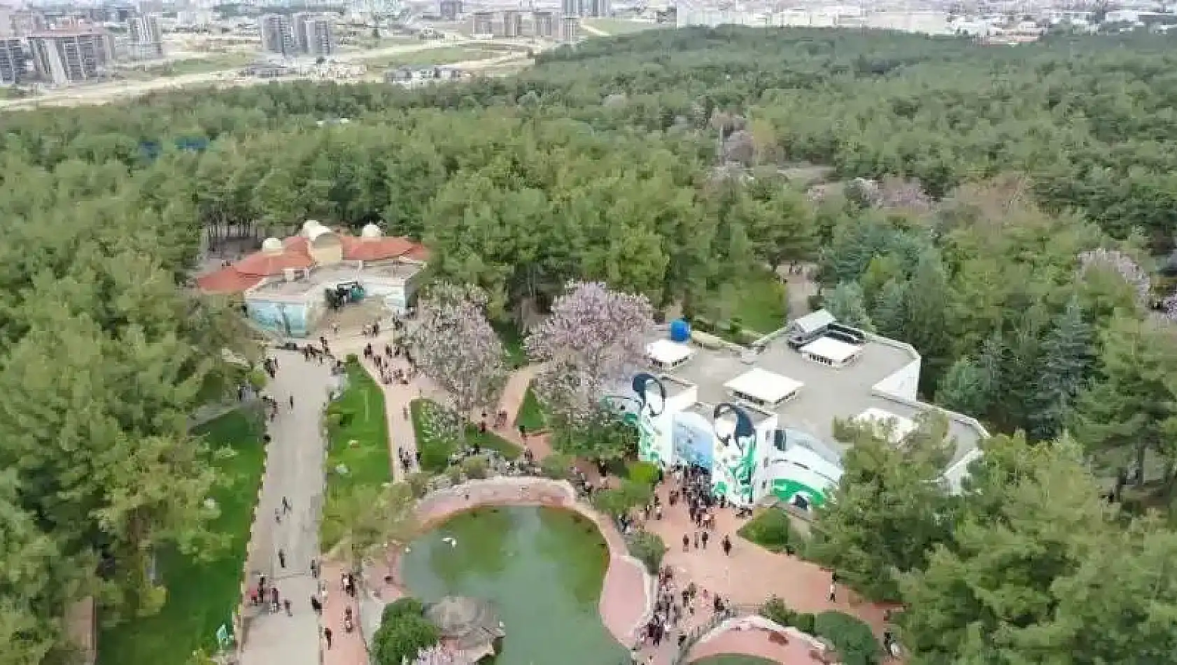 Gaziantep Doğal Yaşam Parkı'na bayramda ziyaretçi akını