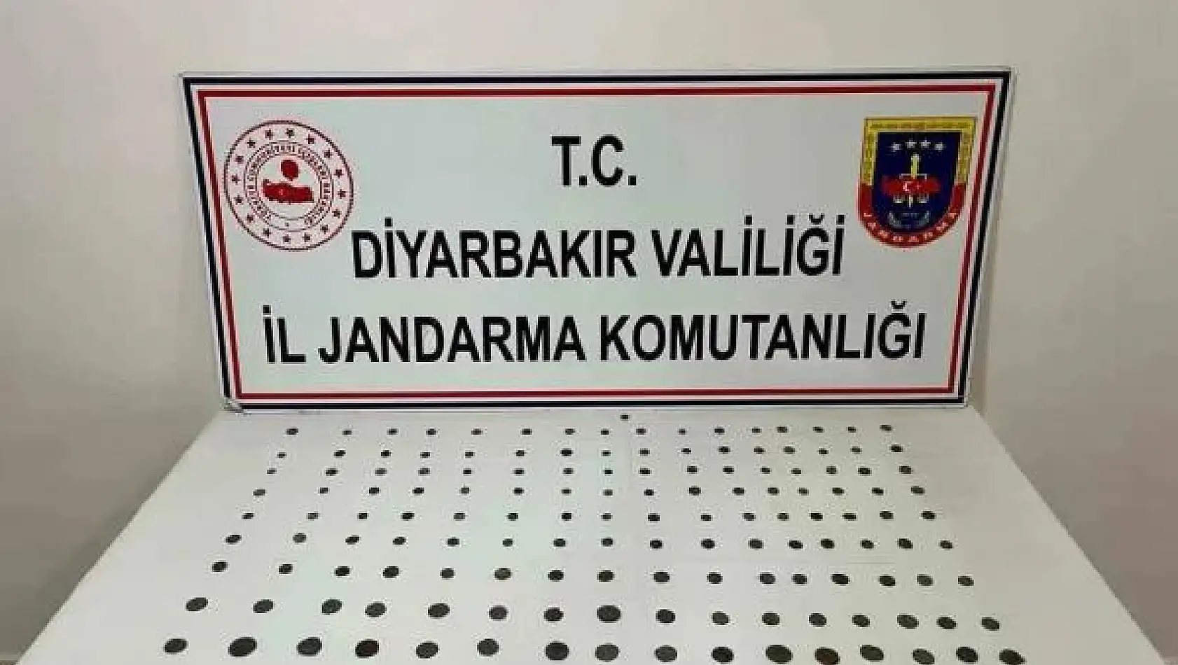 Diyarbakır'da 145 adet sikke ele geçirildi
