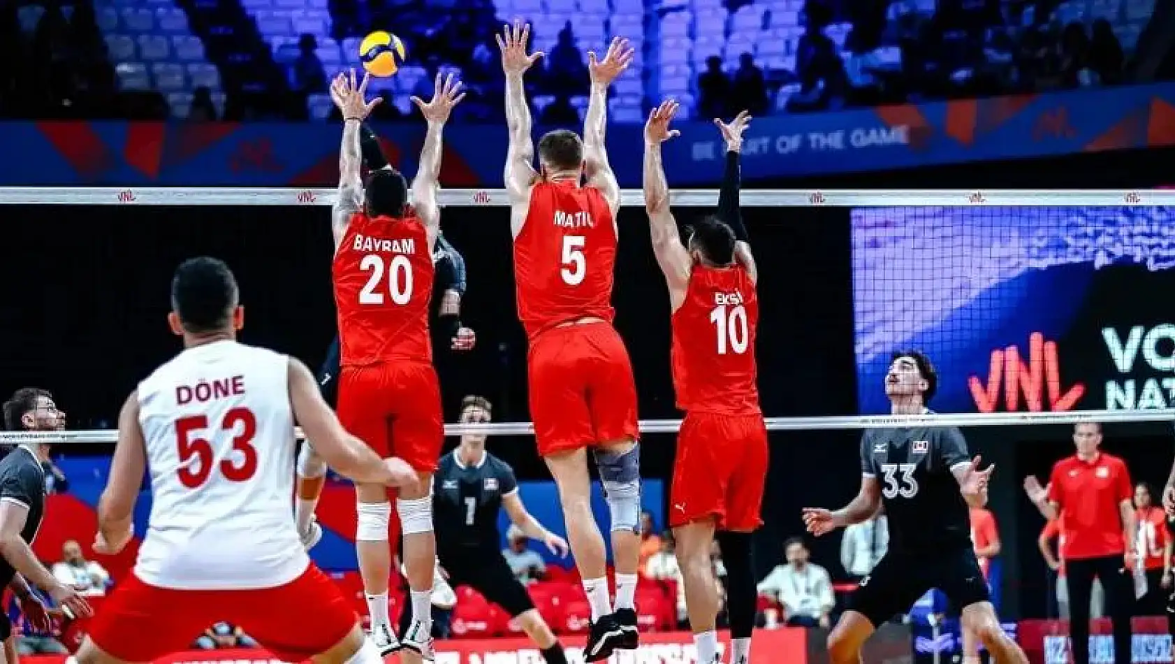 Voleybol Milletler Ligi: Türkiye: 1 - Kanada: 3