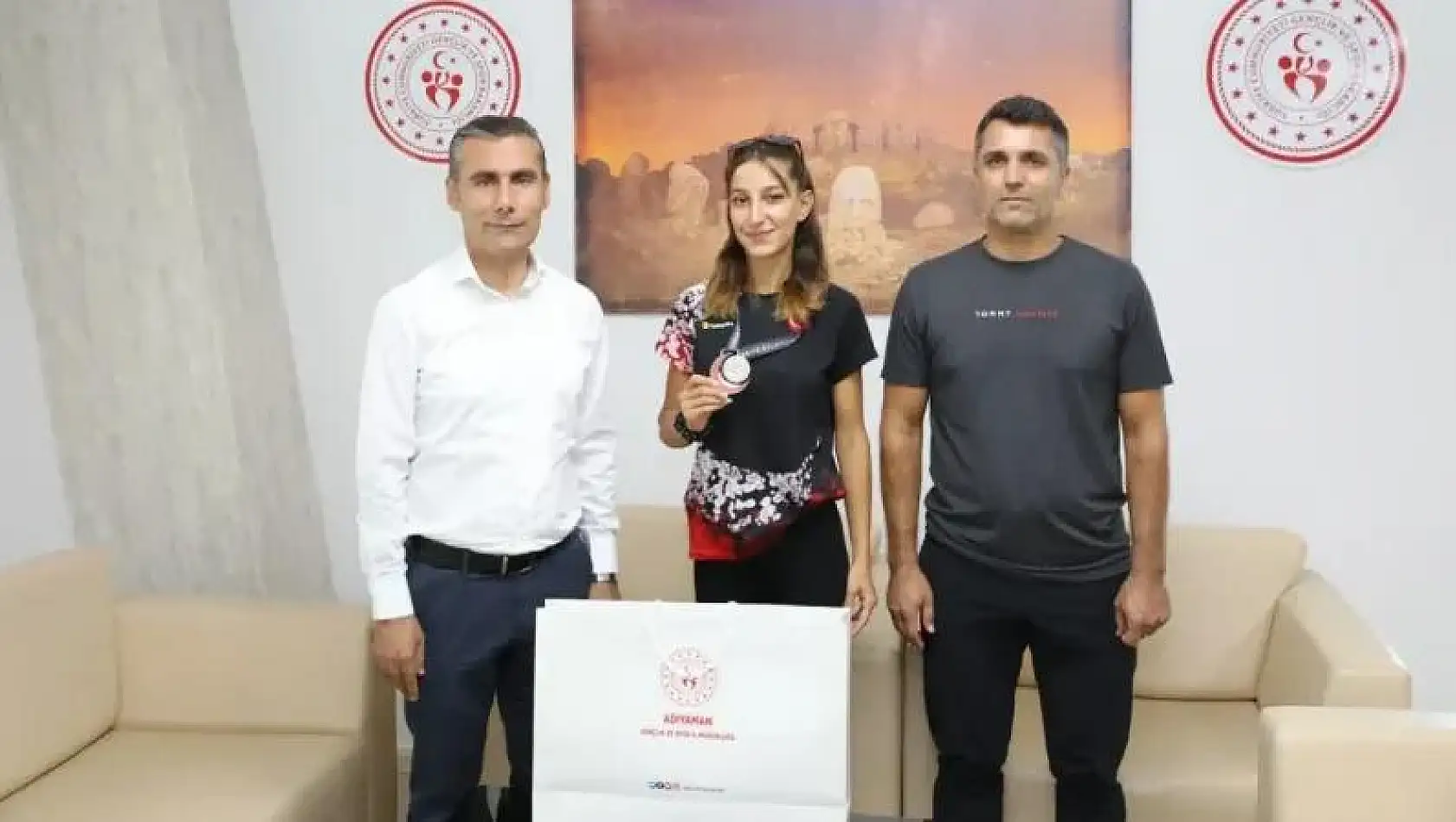 Adıyamanlı depremzede Sporcu Atletizmde Türkiye İkincisi Oldu