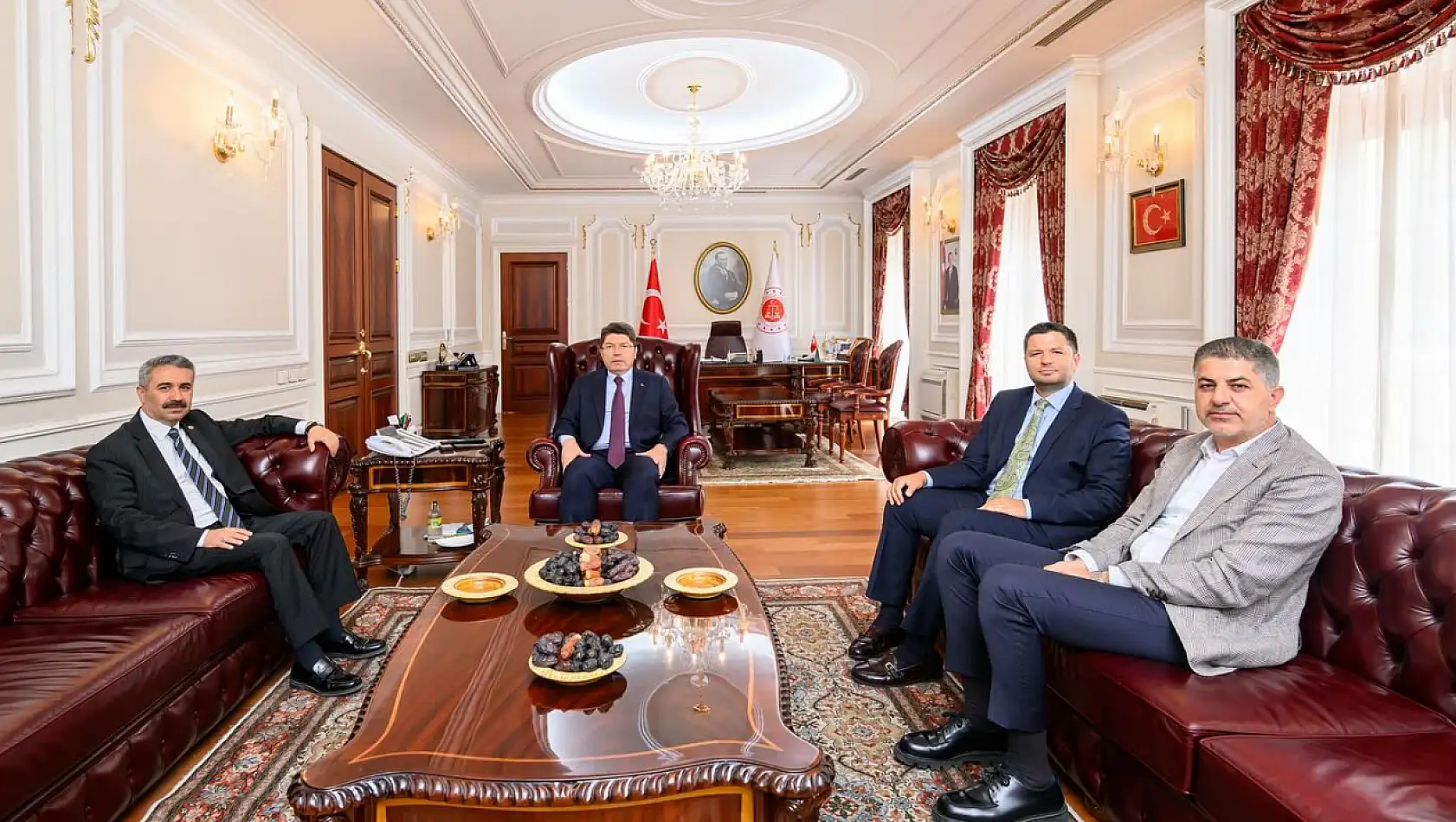 Adıyaman Milletvekillerinden Bakan Tunç'a ziyaret