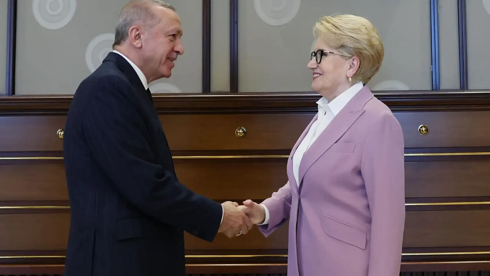 Erdoğan Akşener'e açtığı davalardan vazgeçti