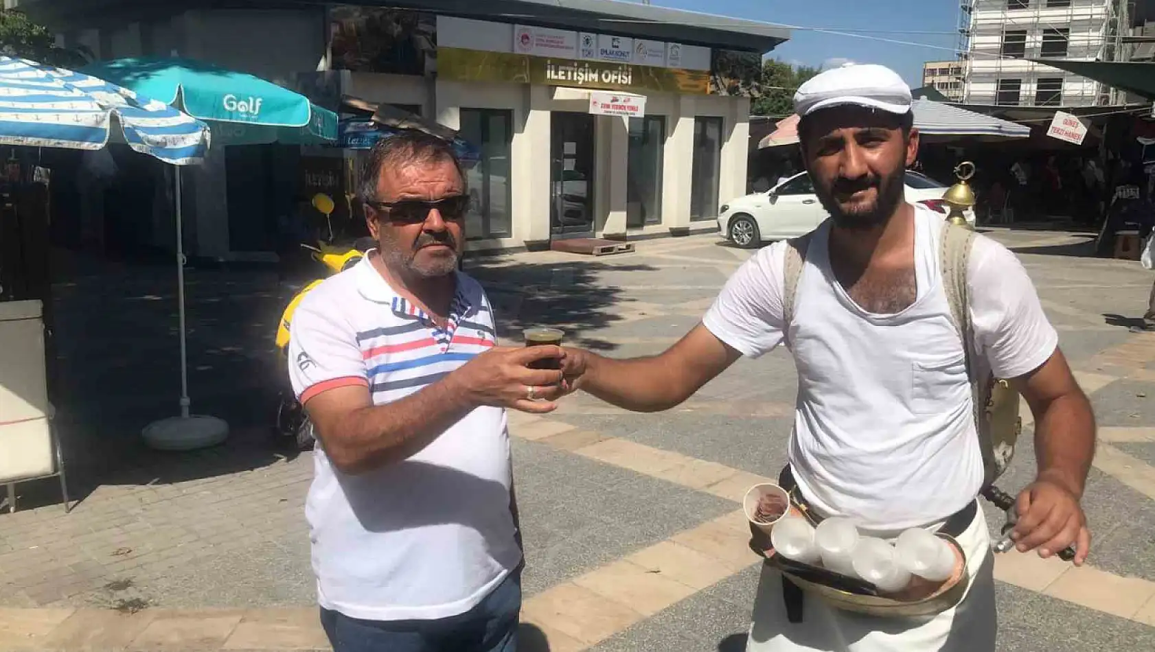 Malatya'da sıcaktan bunalanlar Meyan Şerbeti içiyor!