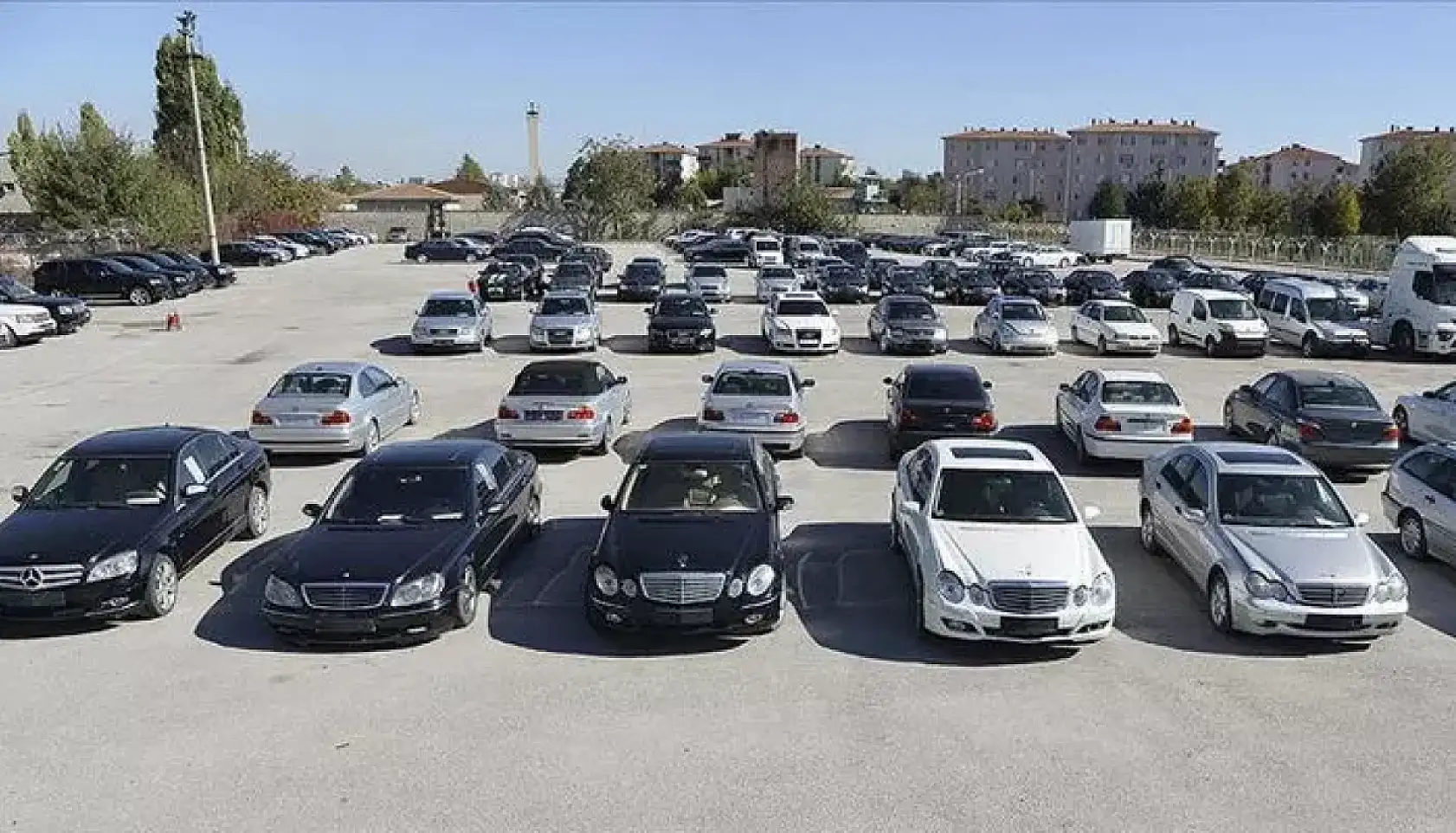 Bakanlık yeni listeyi yayınladı! Gümrükte kalan araçlar satışa çıktı
