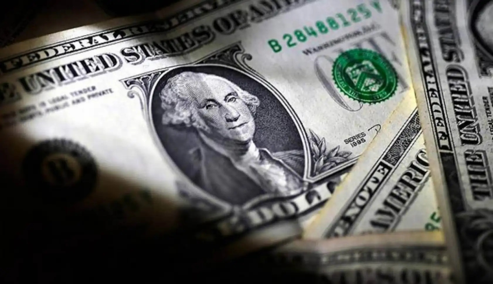 Dev banka ING'den dikkat çeken dolar tahmini: yıl sonu için net rakam verildi
