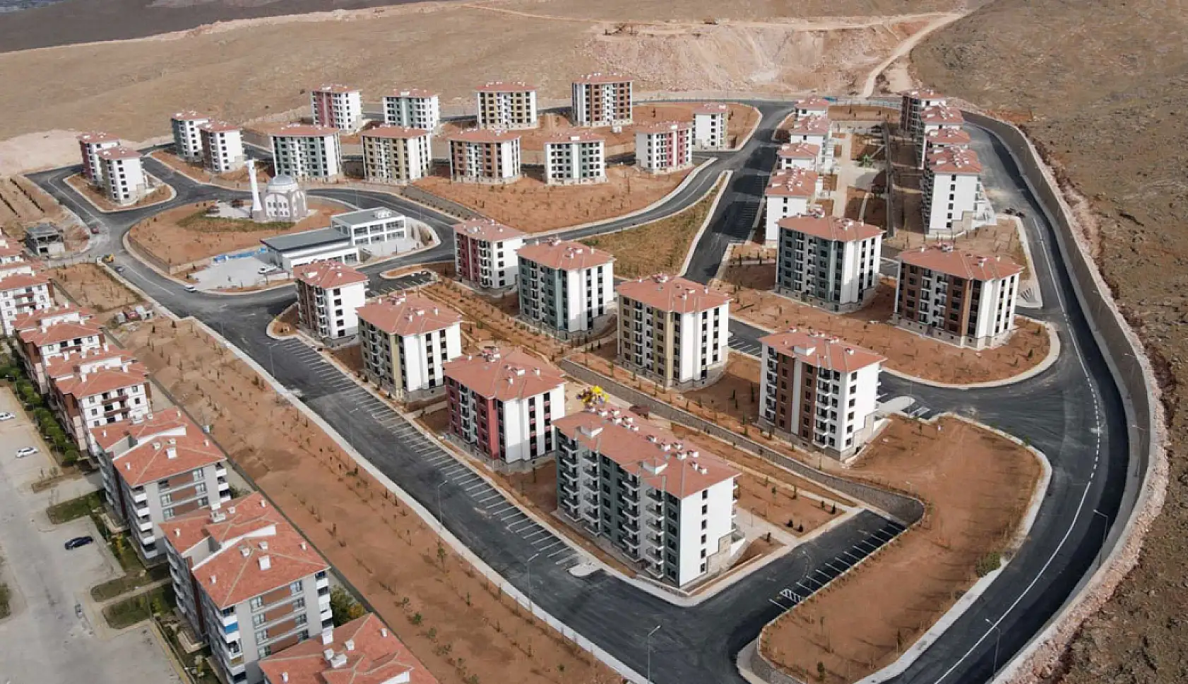 240 ay vadeli aylık 8 bin TL taksitli 81 ilde yeni sosyal konut kampanyası geliyor