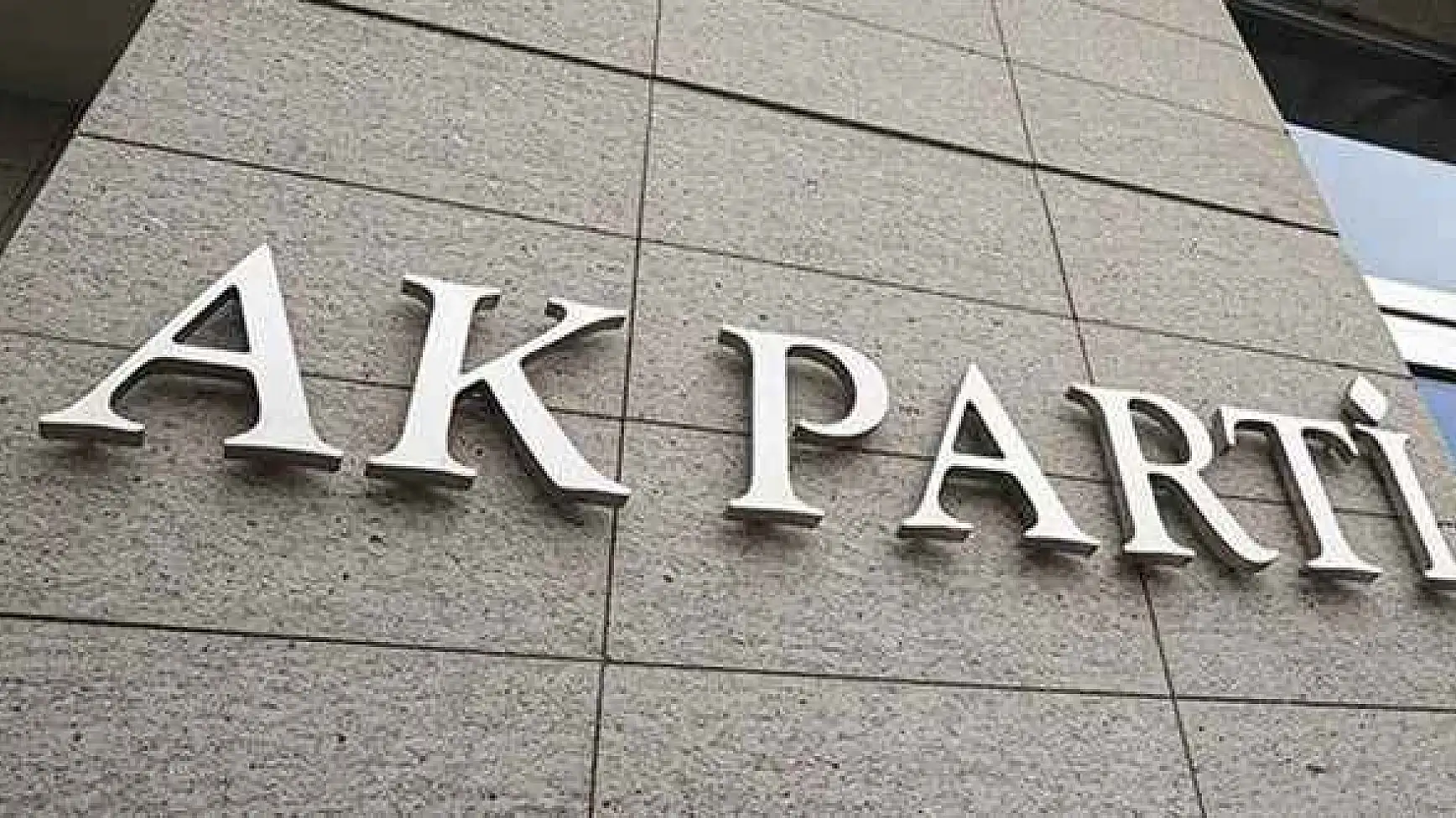 AK Parti'nin belediye başkan adayları açıklandı! Kim nerede aday oldu?