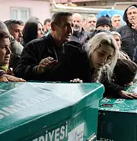 Babalarının öldürdüğü kardeşler yan yana toprağa verildi