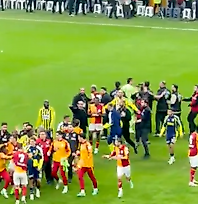 Derbi sonrası kavga çıktı