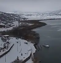 Gölbaşı'nda Yıllar Sonra Göl Yüzeyi Buz Tuttu