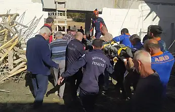 Adıyaman'da cami kubbesi çöktü: 5 yaralı