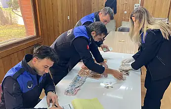 Adıyaman'da dilencilere geçit yok: Dilencinin üzerinden 3731 TL çıktı