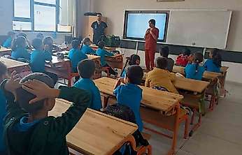 Adıyaman'da Minik Kalplere Hayvan Sevgisi Aşılanıyor!
