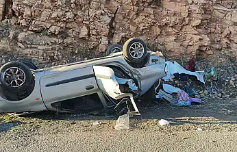 Adıyaman'da otomobil devrildi: 3 yaralı