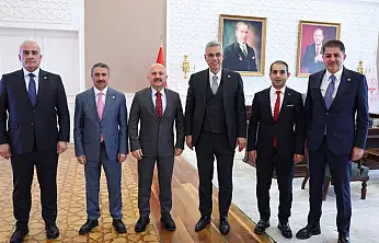 Adıyaman Heyetinden Sağlık Bakanı Memişoğlu'na ziyaret