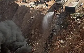 Atık malzeme yangını korkuttu