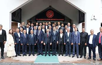 Bakan Yardımcısı Ahmet Aydın, ATSO heyetini Bakanlıkta ağırladı