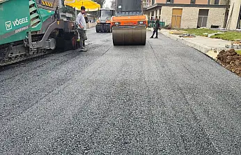Barbaros Hayrettin ve Siteler Mahallelerinde asfalt çalışmaları sürüyor