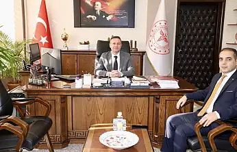 Başhekim Turgut Profesör unvanı aldı