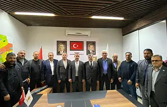 Başkan Çadır: AK Parti olarak halkımızla aramıza asla bürokratik duvarlar örmedik