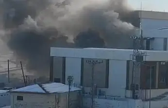 Besni Belediyesinin yakınında korkutan yangın