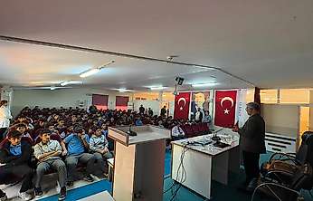 Besni'de Hz. Peygamber ve Güzel Ahlak konulu program gerçekleştirildi