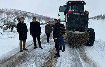 Besni'de kapanan köy yolları açılıyor