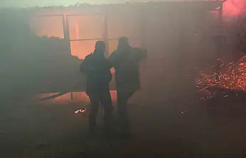 Besni'de konteyner yangını korkuttu