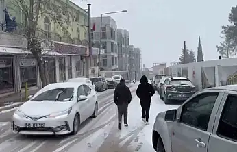 Besni'de yoğun kar yağışı başladı