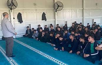 Besni İmam Hatip Lisesinde HZ. Peygamber ve Güzel Ahlak konulu sunum gerçekleştirildi