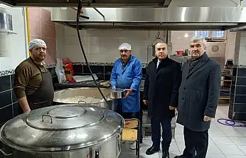 Demirel'den Servi Erdemoğlu Kız Mesleki ve Teknik Anadolu Lisesi'ne Ziyaret