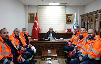 Depremde görev yapan madencilerden Rektör Keleş'e ziyaret