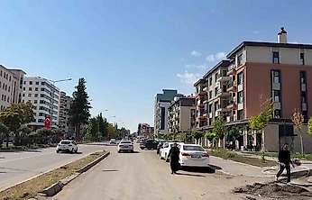 Depremin izlerini taşıyan Adıyaman sokakları yeniden hayat buldu