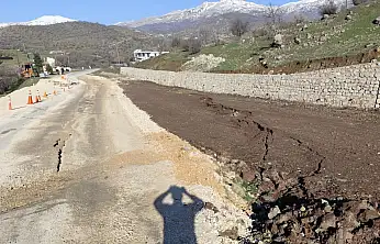 Gerger-Kahta Yolunda heyelan