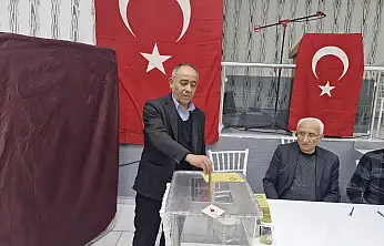 Gölbaşı Esnafı Başkan Coşkun'la devam dedi