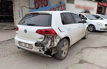 İki otomobilin çarpıştığı kazada 1 kişi yaralandı