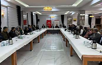 İl Müdürü Tosun Çelikhan'da görev yapan öğretmenlerle bir araya geldi