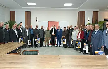 İl Müdürü Tosun, Emekli öğretmenlere bir araya geldi