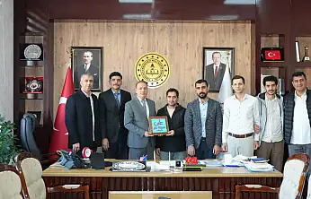 Kahta Bilim ve Sanat Merkezi heyetinden İl Müdürü Tosun'a ziyaret